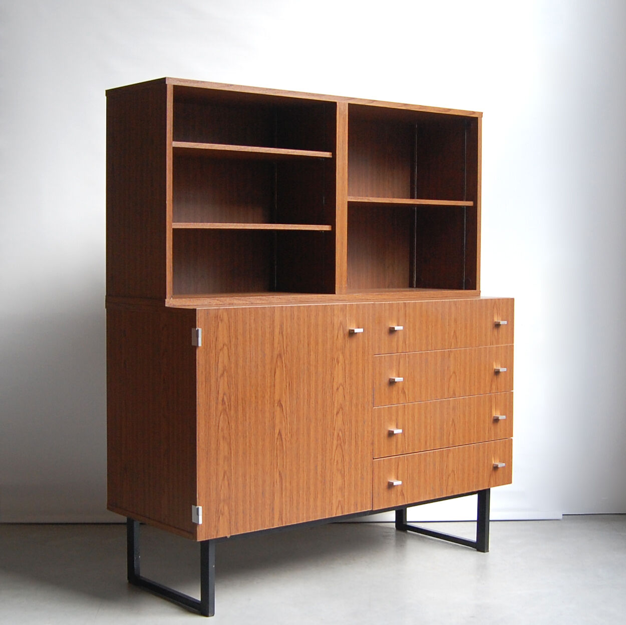 Buffet 1264 by Pierre Guariche for Meurop 1960s