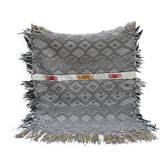 Small and famous Berber Zanafi rug, Taznakht handwoven, wool rug