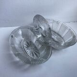 Vintage salt shaker / salter in molded glass