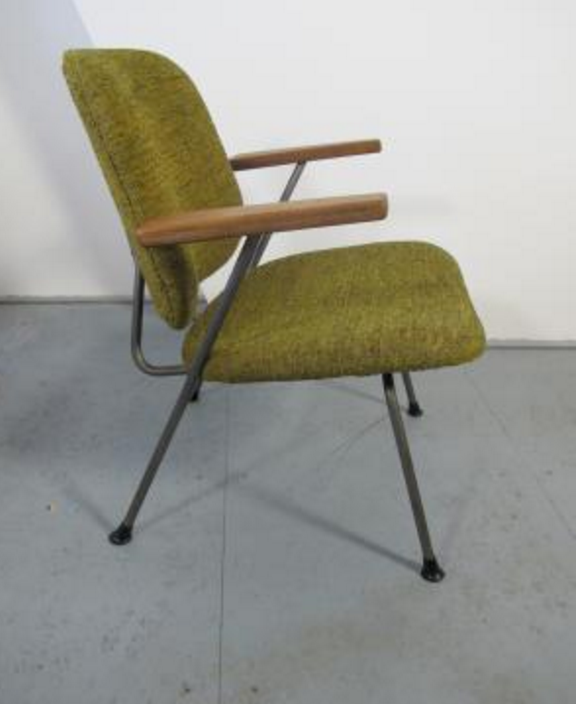 Chair with armrests in wood by W.H. Gispen for Kembo 1950 s