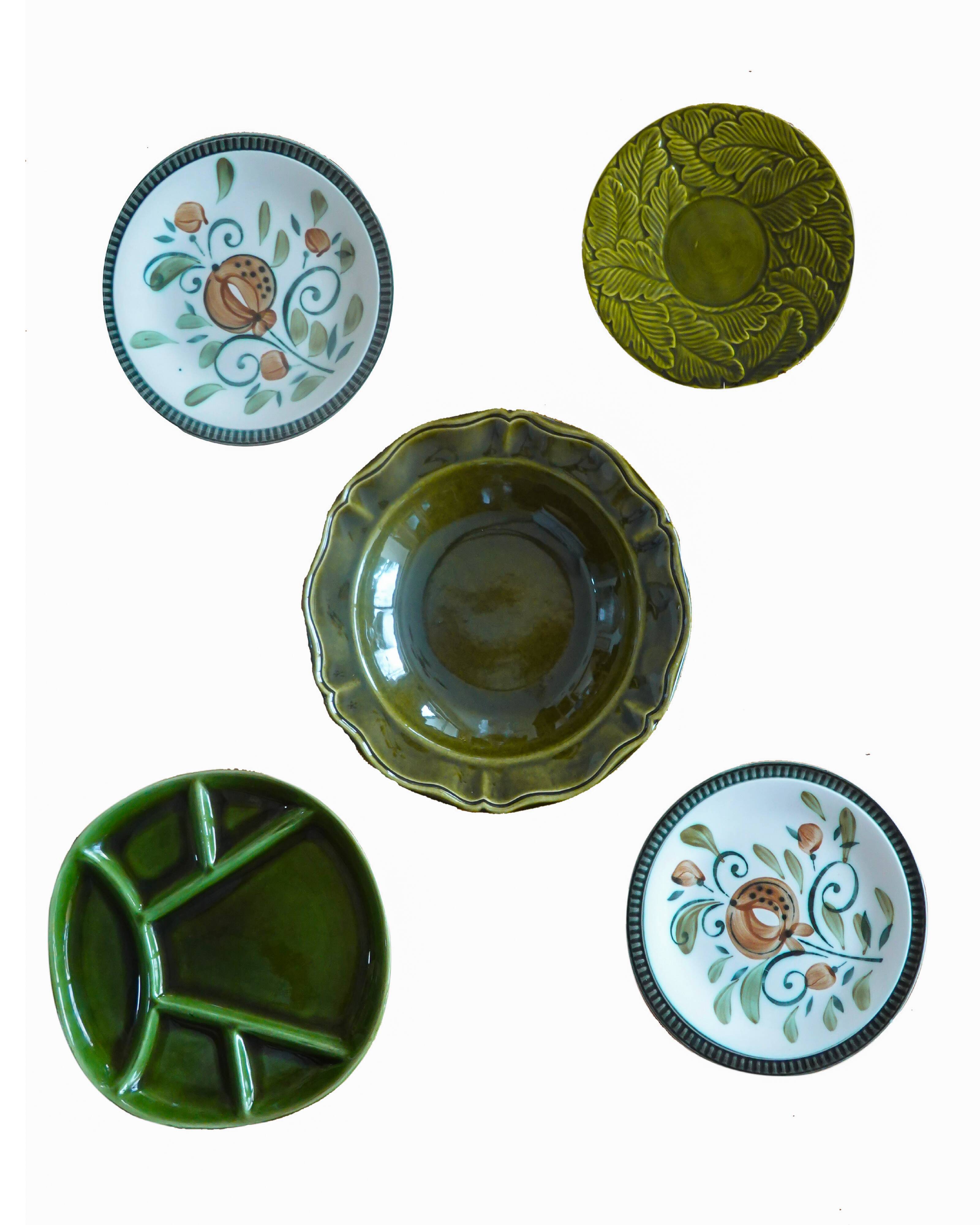 5 plates, mismatched dishes