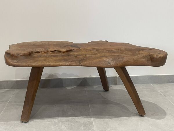 Table Brutaliste, superbe flash en plateau.