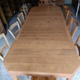 Renovated Art Deco table with 3 extensions.