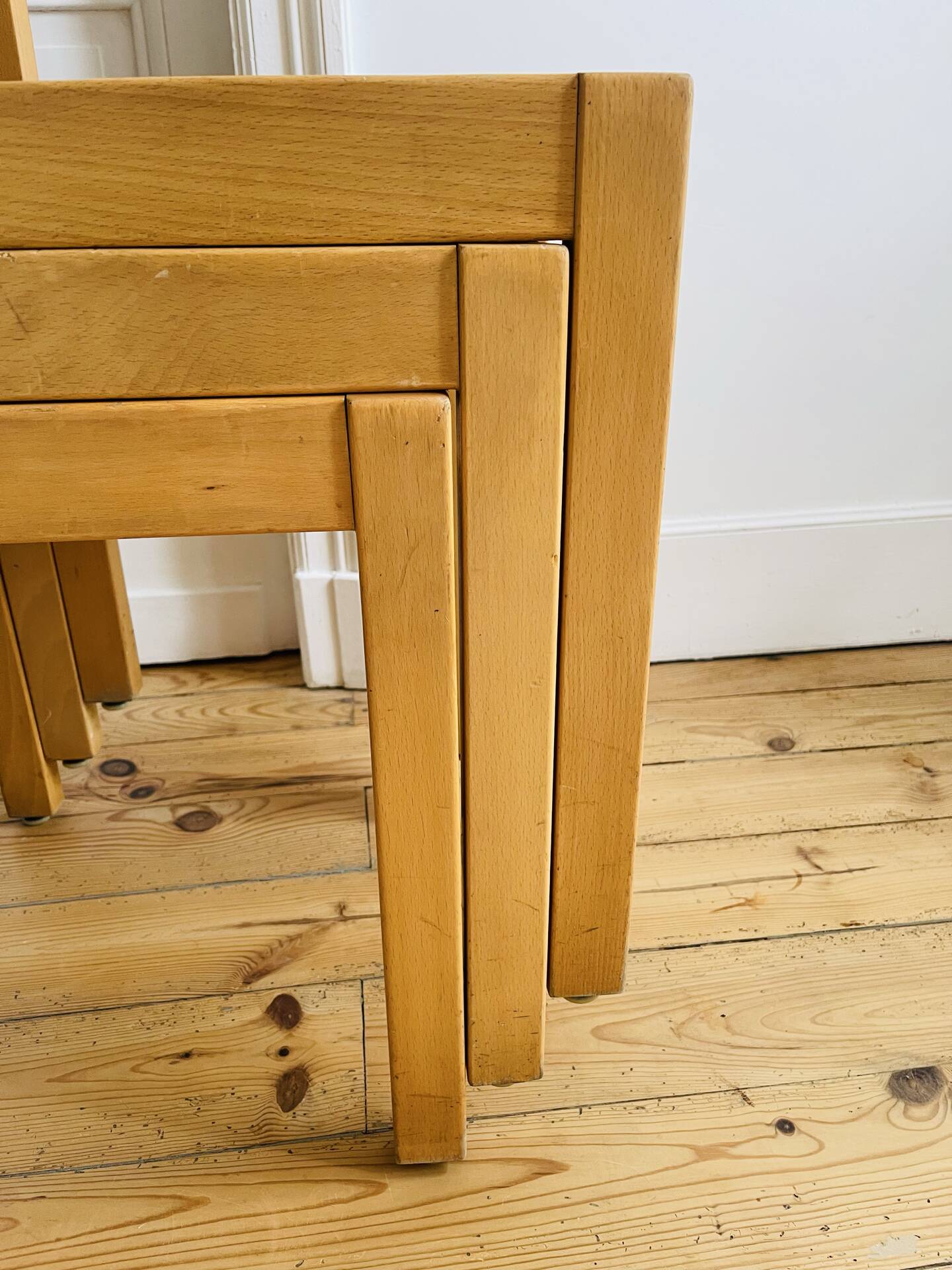 3 chaises scandinaves vintage en hêtre
