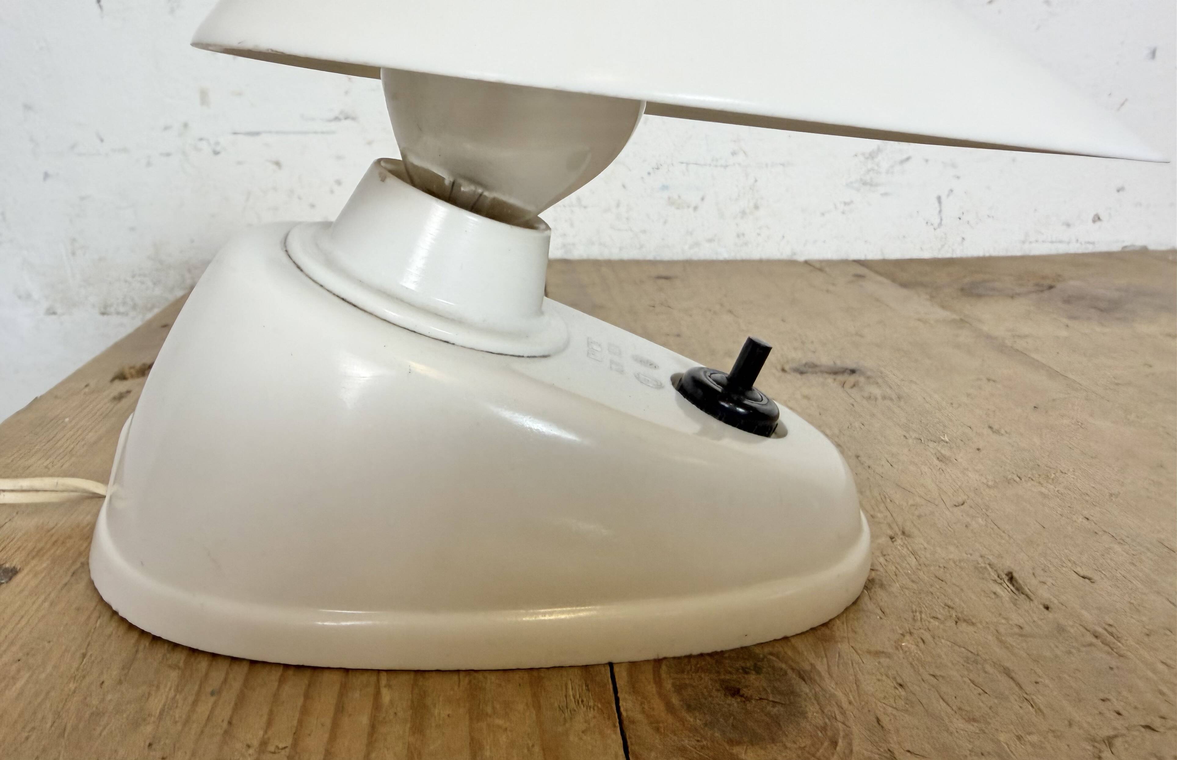 Vintage White Bakelite Table Lamp, 1950s