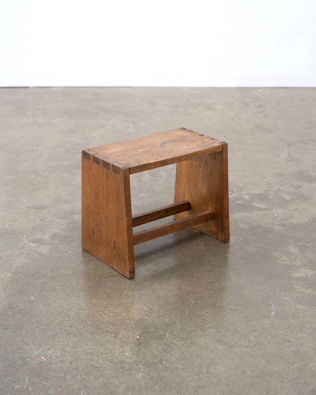 Small modernist oak side table / stool, c.1930