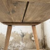 Table brutaliste savoyarde en chêne