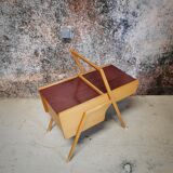 Vintage foot compass worker