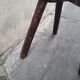 Chaise brutaliste en bois