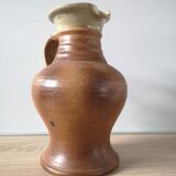 Sandstone pitcher