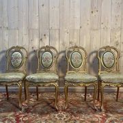 Suite de 4 chaises en bois doré Napoléon III