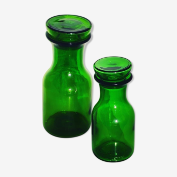 Lever glass jar