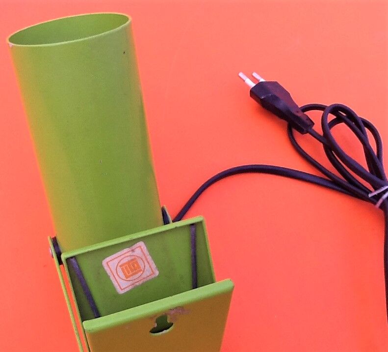 70s Spot metal "Lita" with pliers with switch Green Apple