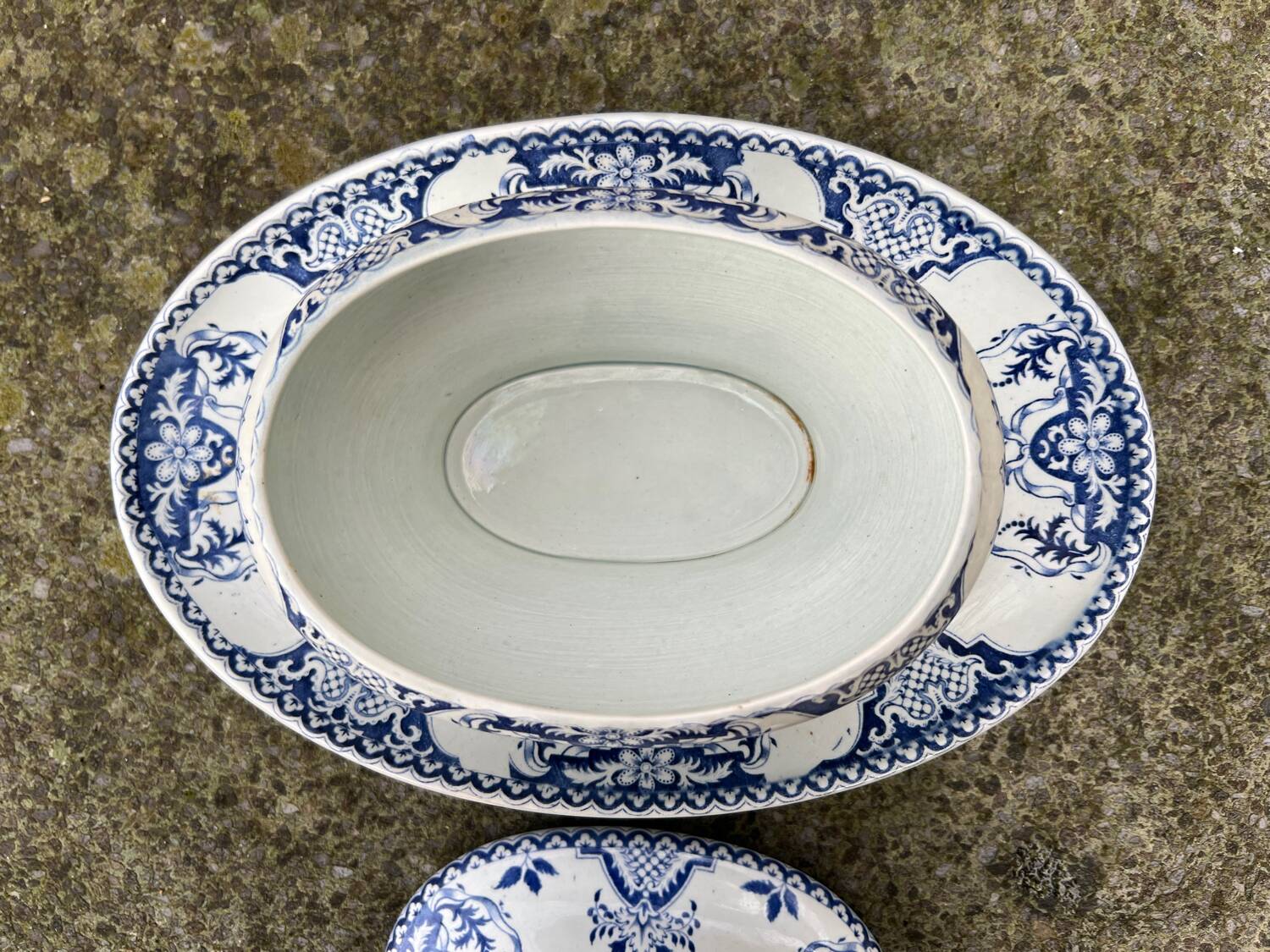 Gien - covered sauceboat