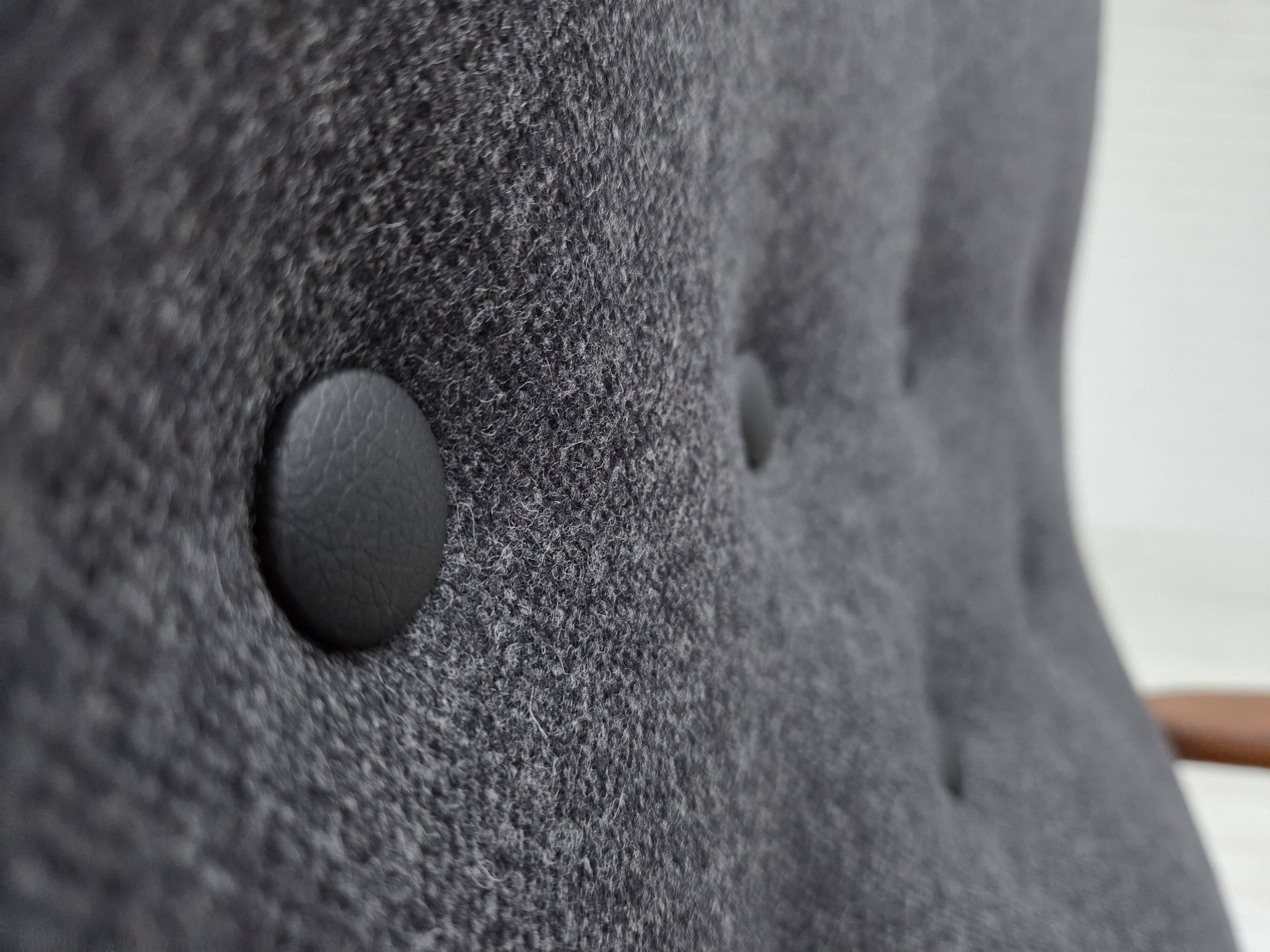 1960s, Danish armchair by Fritz Hansen model 8000/8020, furniture wool.