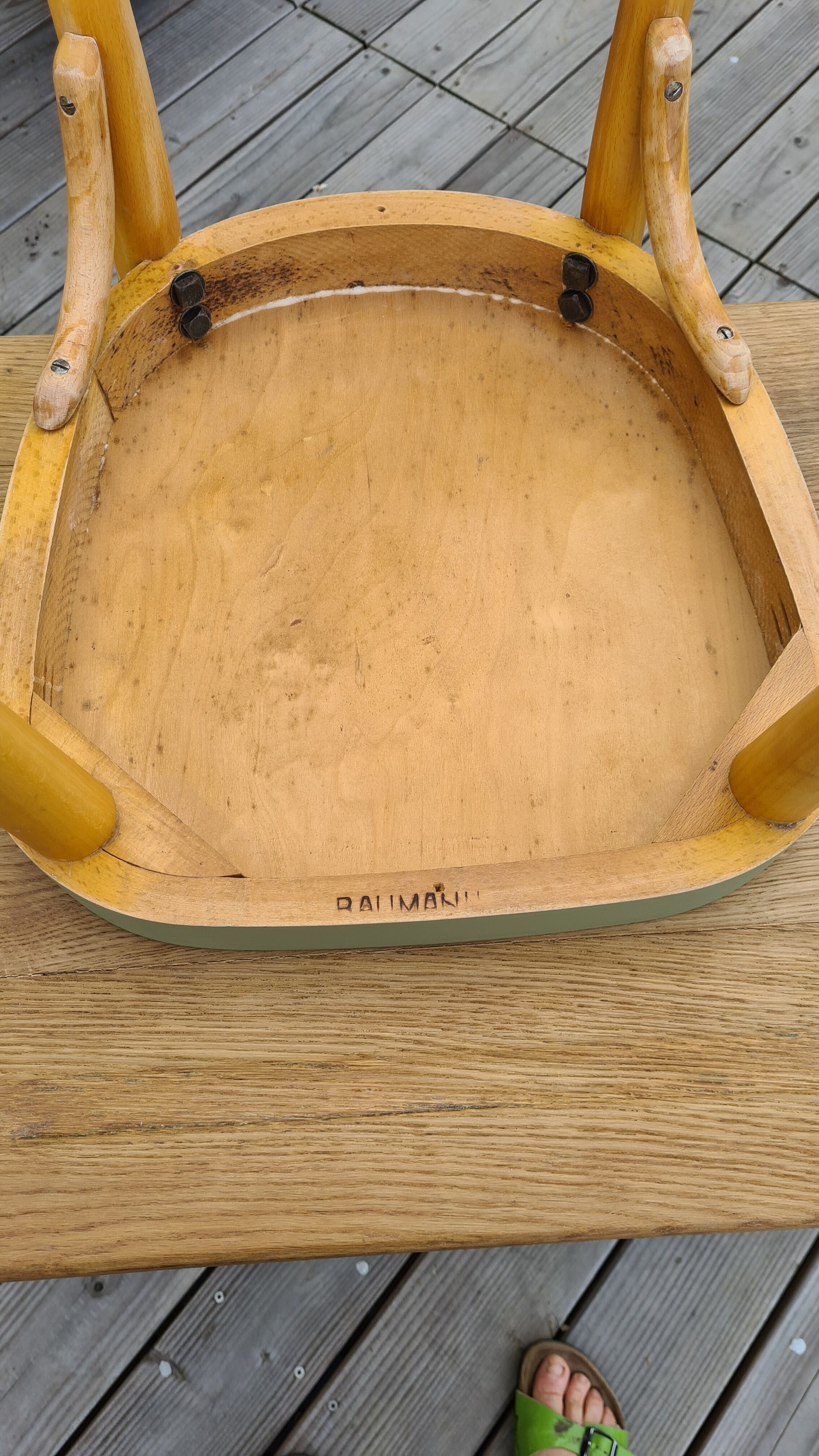 Bureau d'écolier et sa chaise Baumann