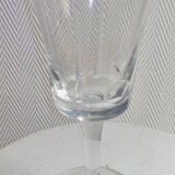 Verre a eau ancien en cristal de Baccarat modele art deco ht 16,5 cm