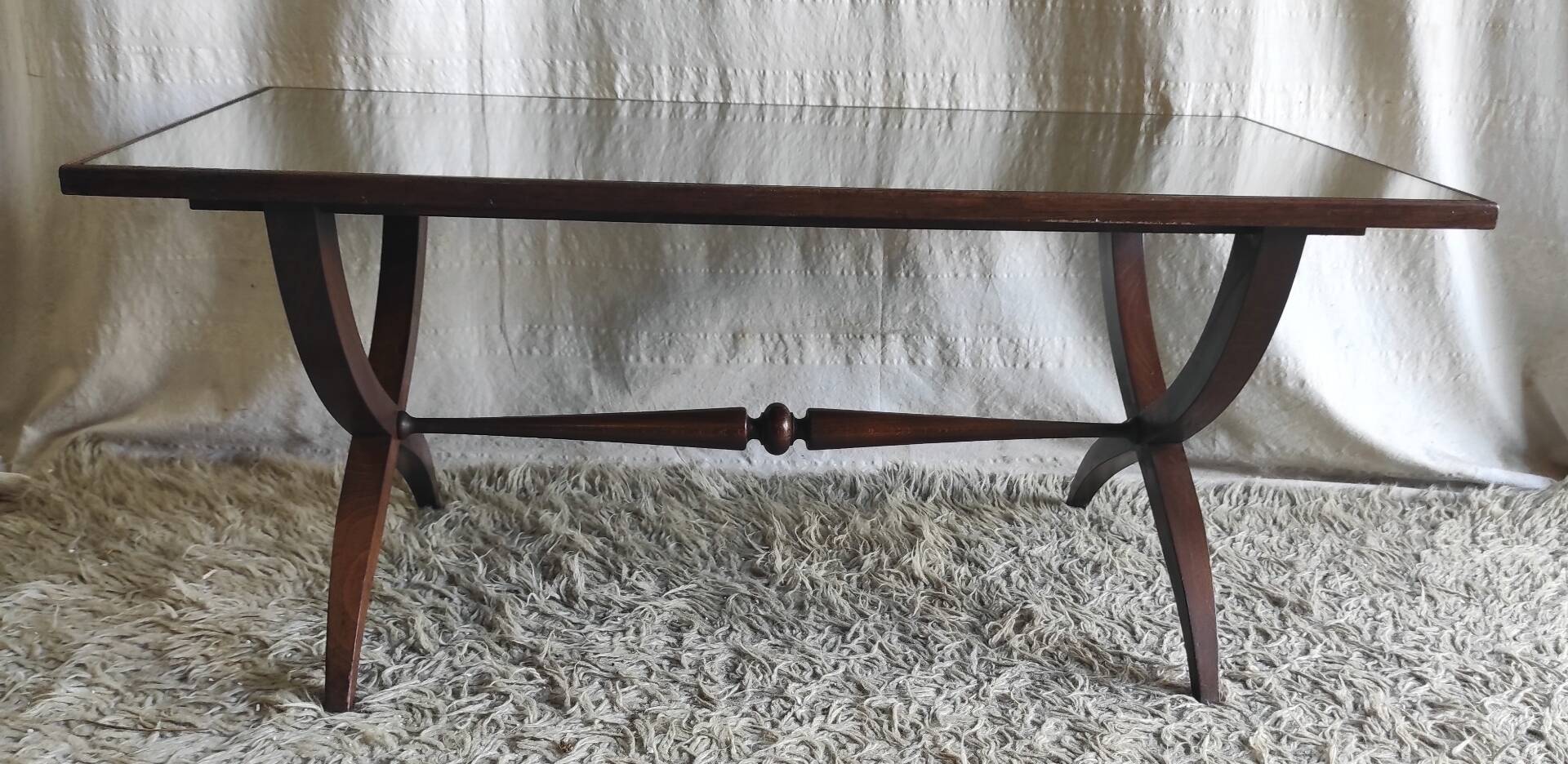 Table basse en bois massif style anglais - mid. XXeme