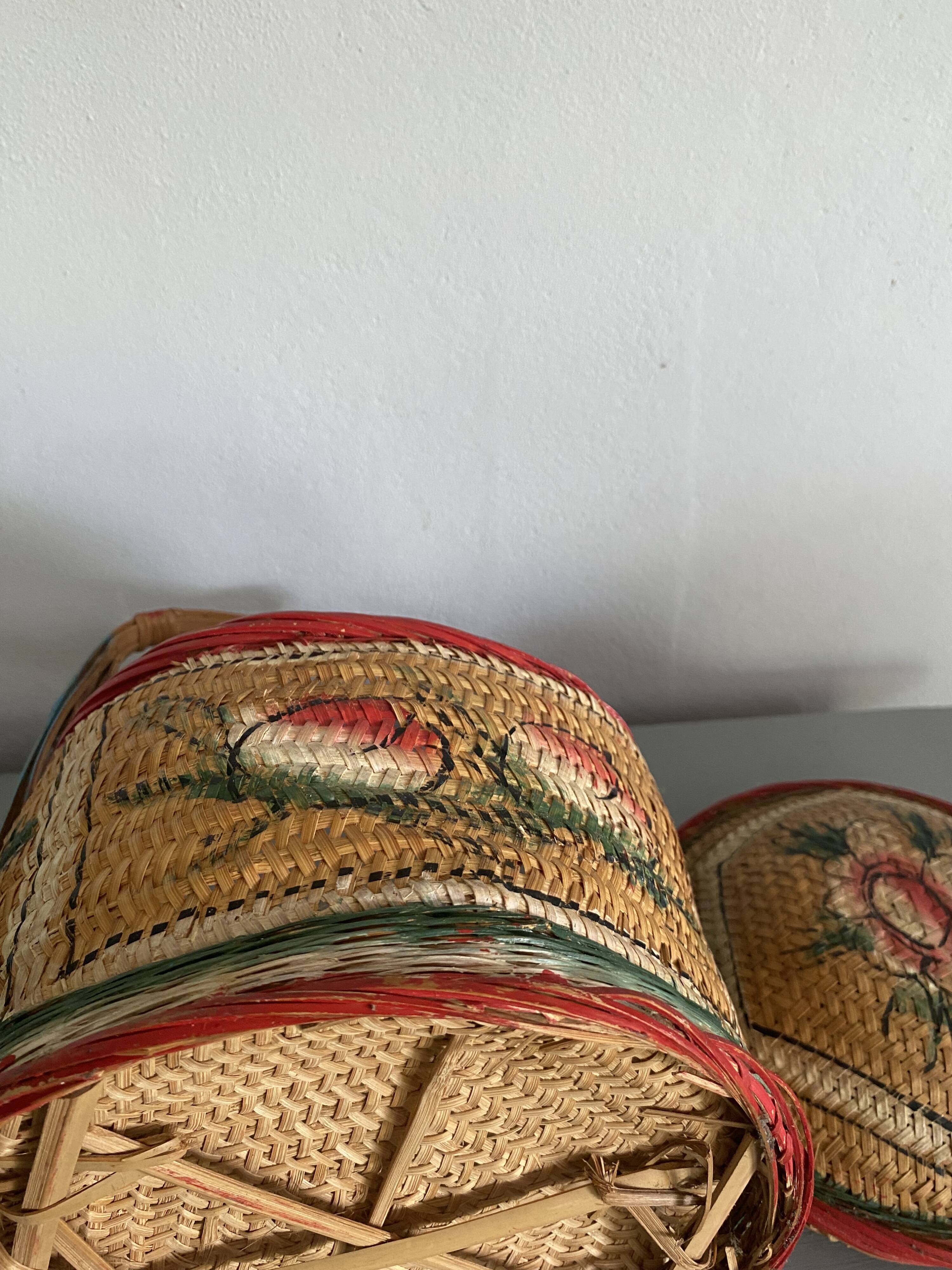 Straw basket, painted decoration, Indonesia