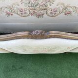 Basket bed and its two armchairs