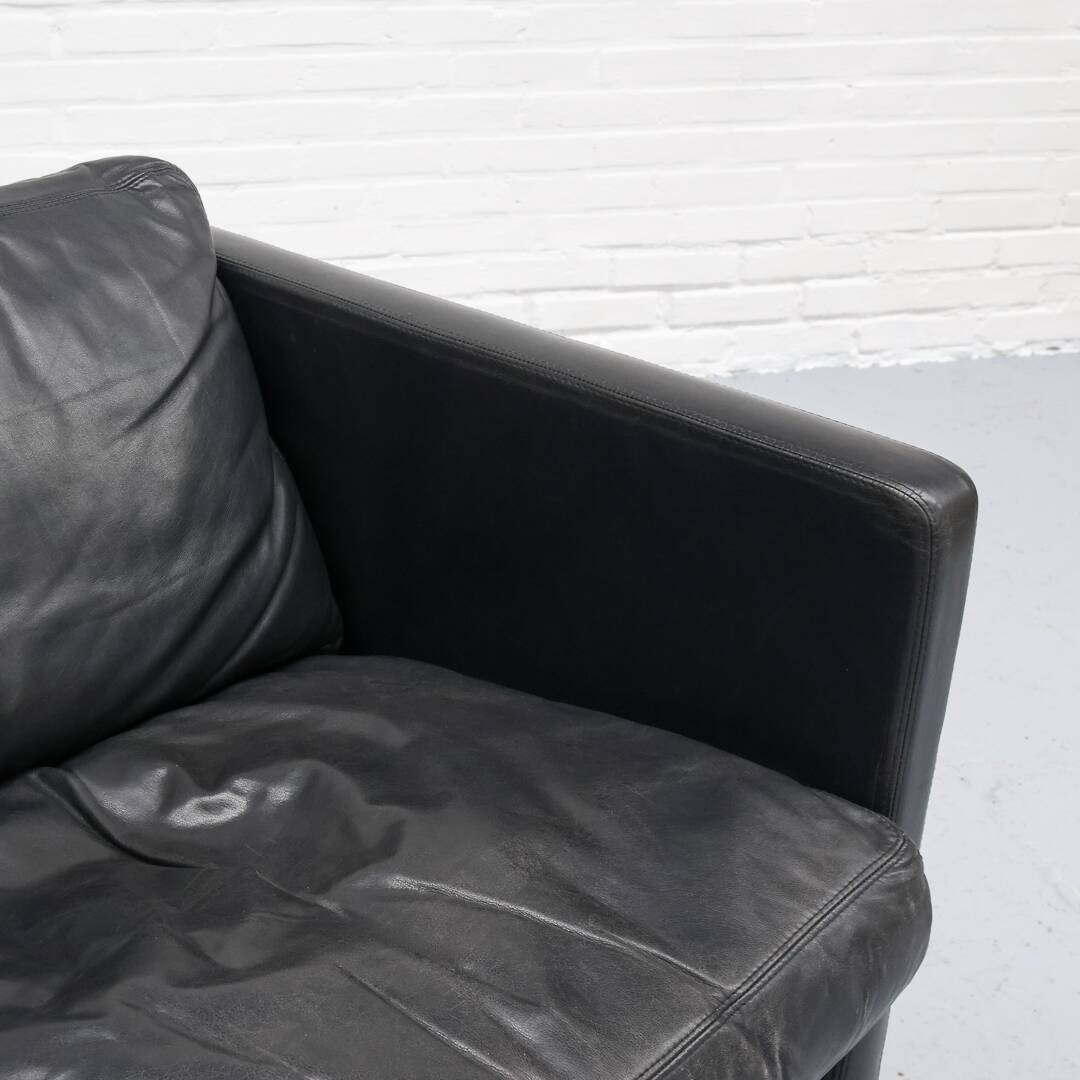 Postmodern Triangel Armchair by Hans de Wit for Artifort 1980s