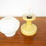 Lampe de table tout en verre par Valasske Mezirici, années 1970