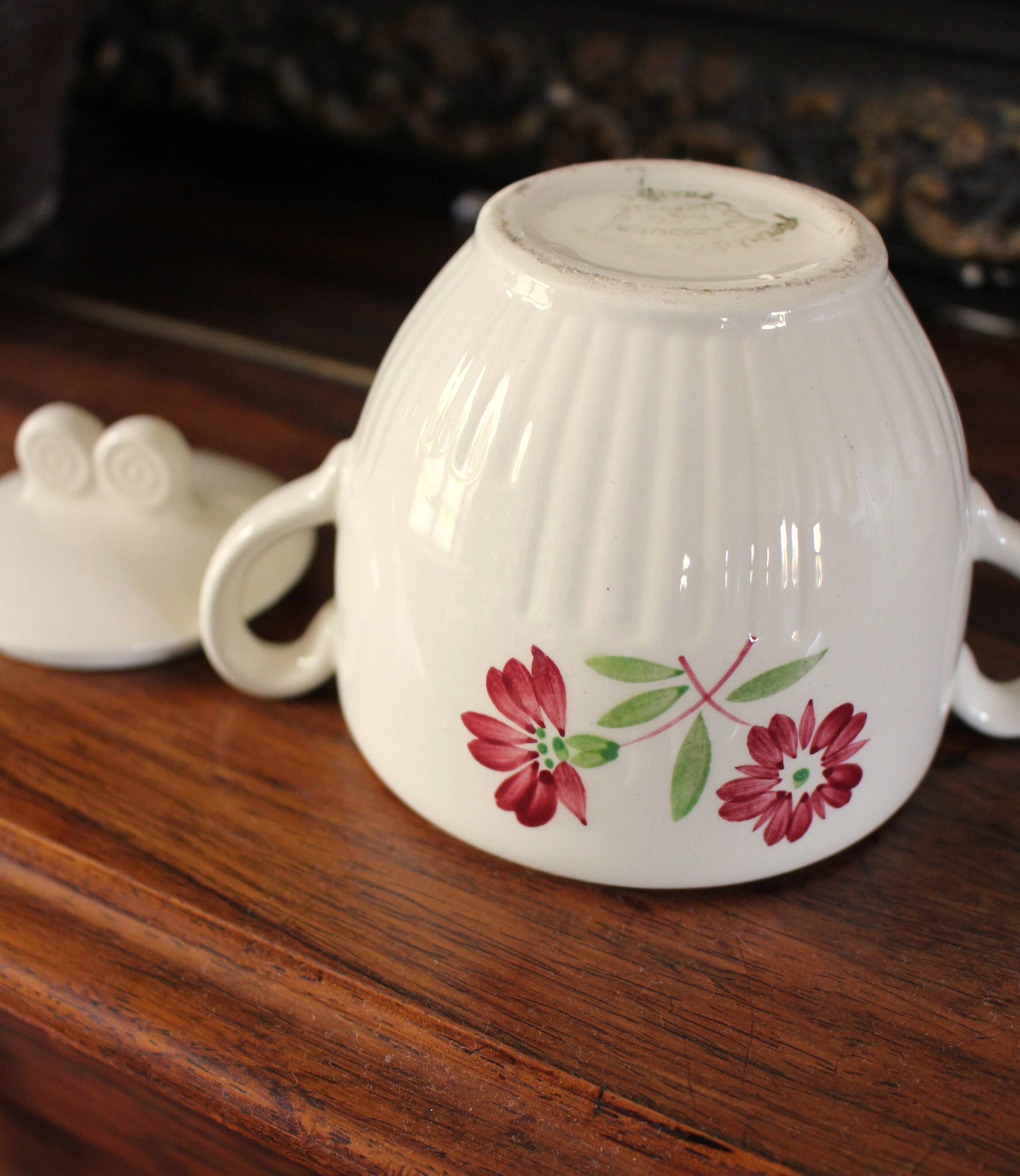 Jacques Lunéville ceramic sugar bowl with red flowers Art Deco