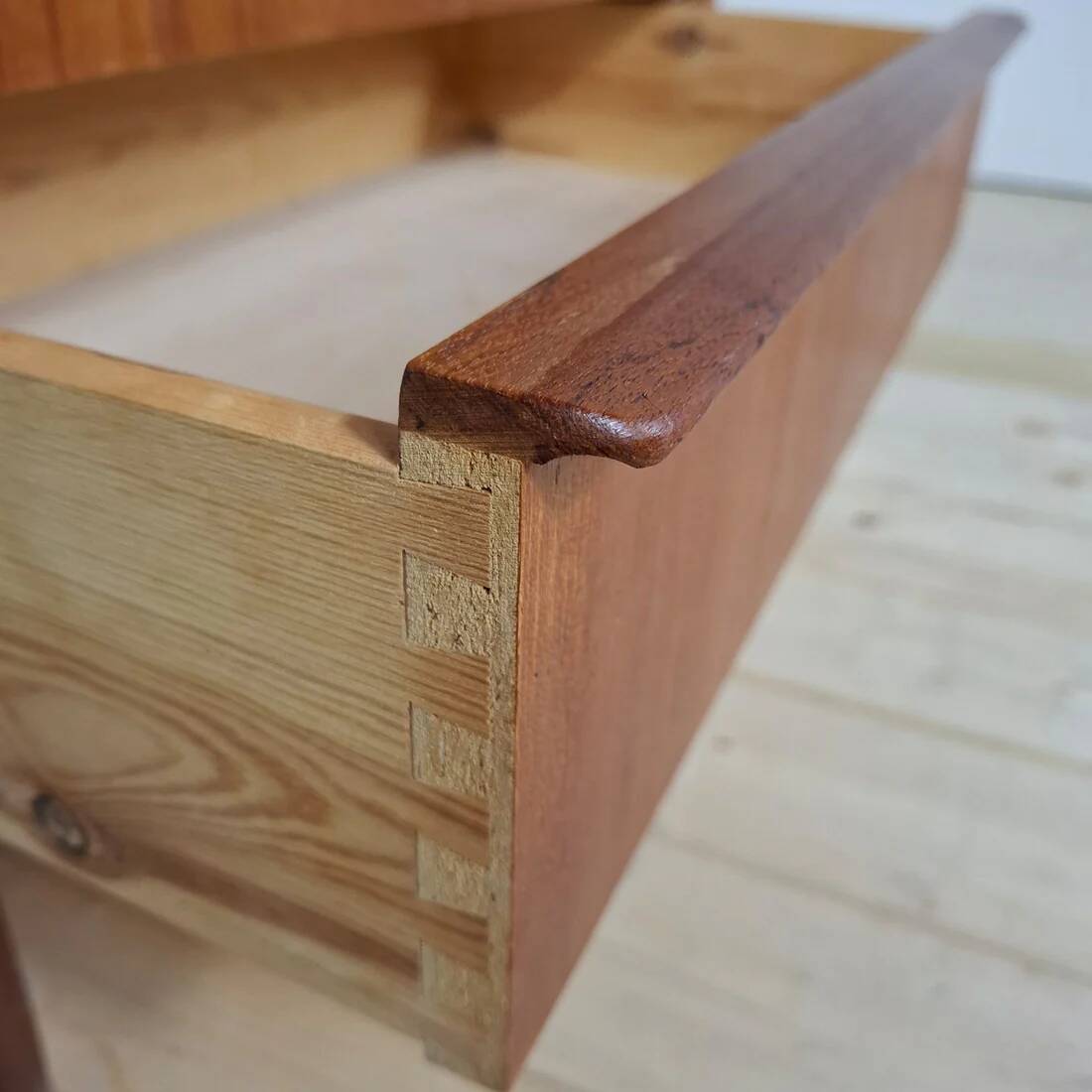 Danish mid-century modern teak chest of drawers with three drawers – 1960s