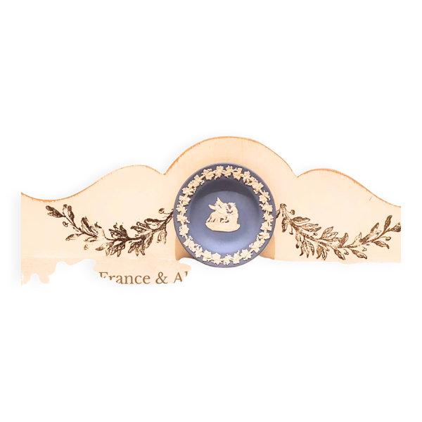 Coupelle Wedgwood jaspe bleu – Motif Pégase en relief – 11 cm