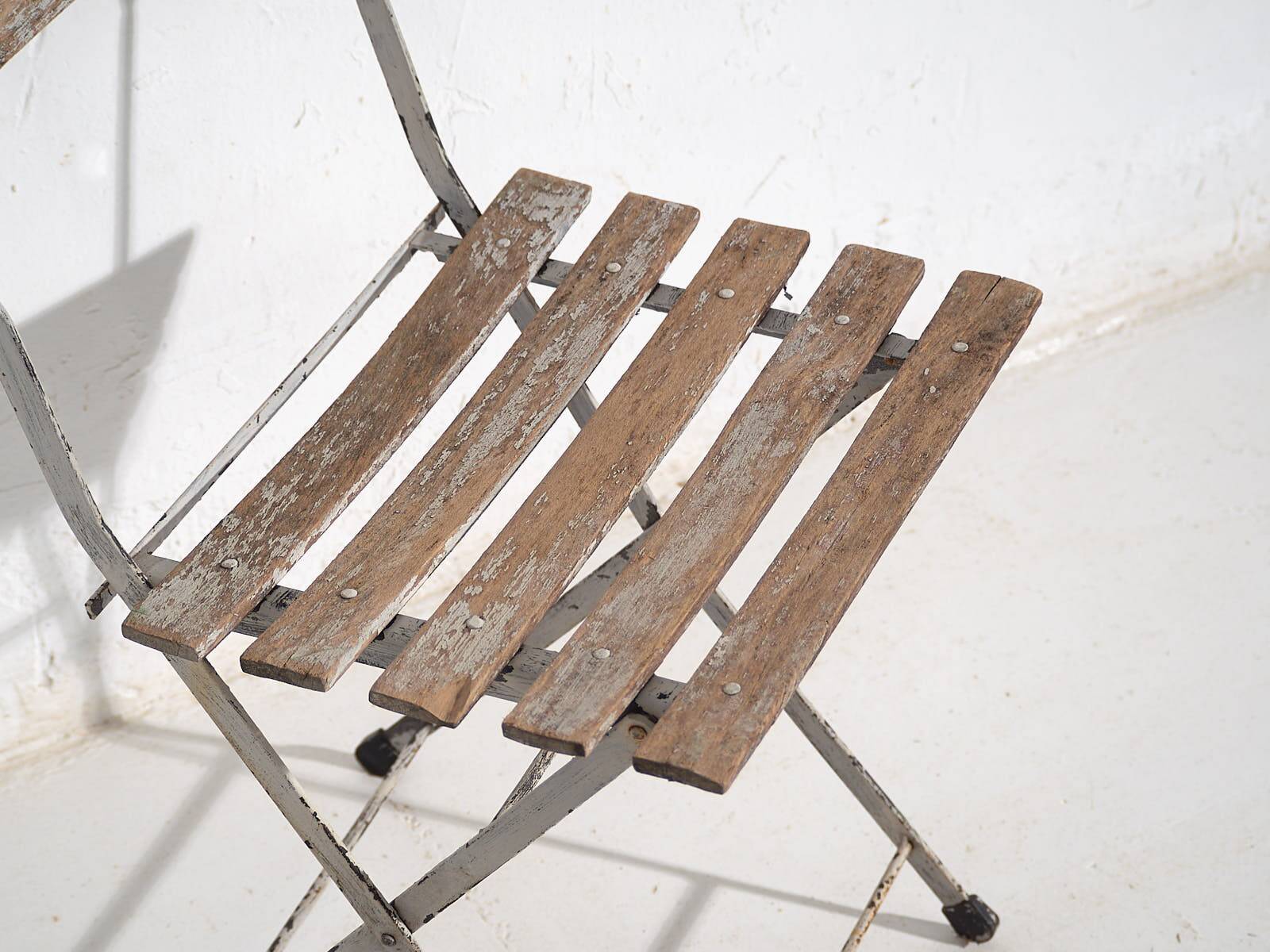 Antique folding garden chairs (c.1920). Set of 2 pieces no. 2