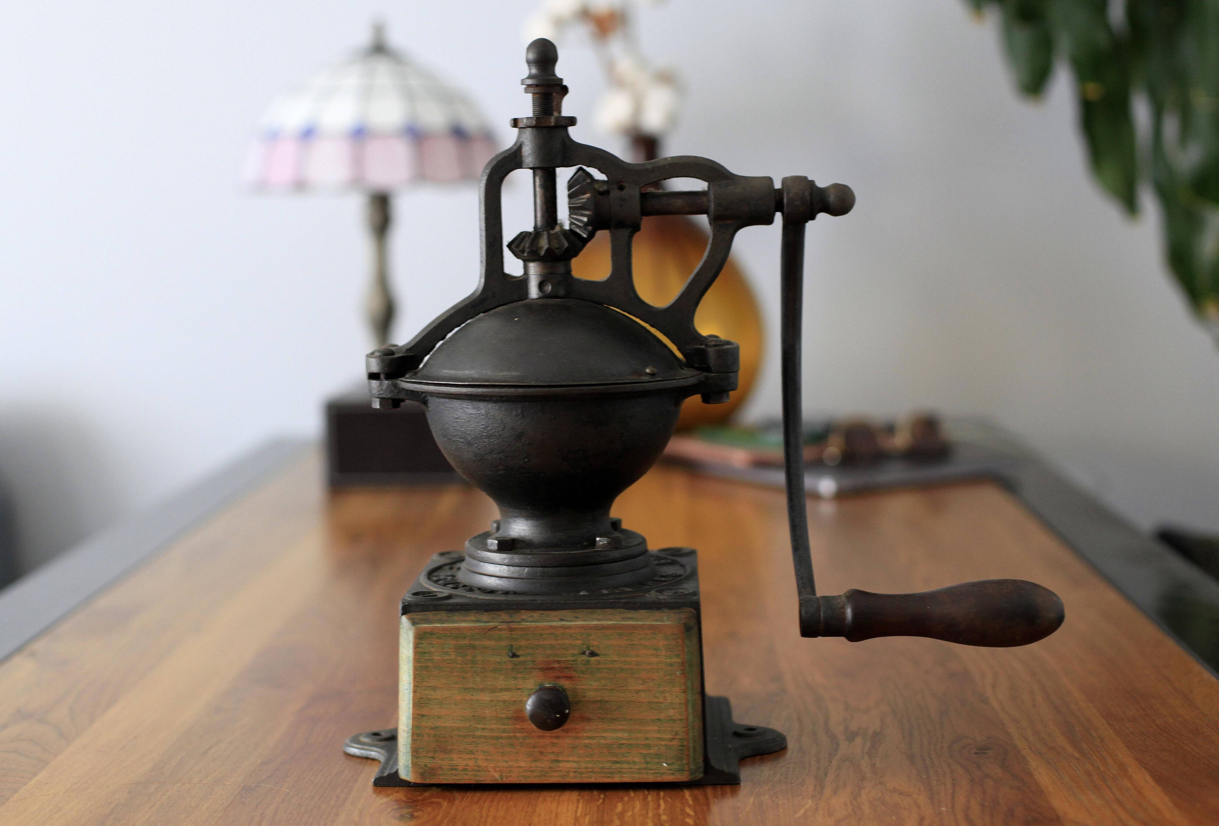 Peugeot coffee grinder brother number 1, early 1900
