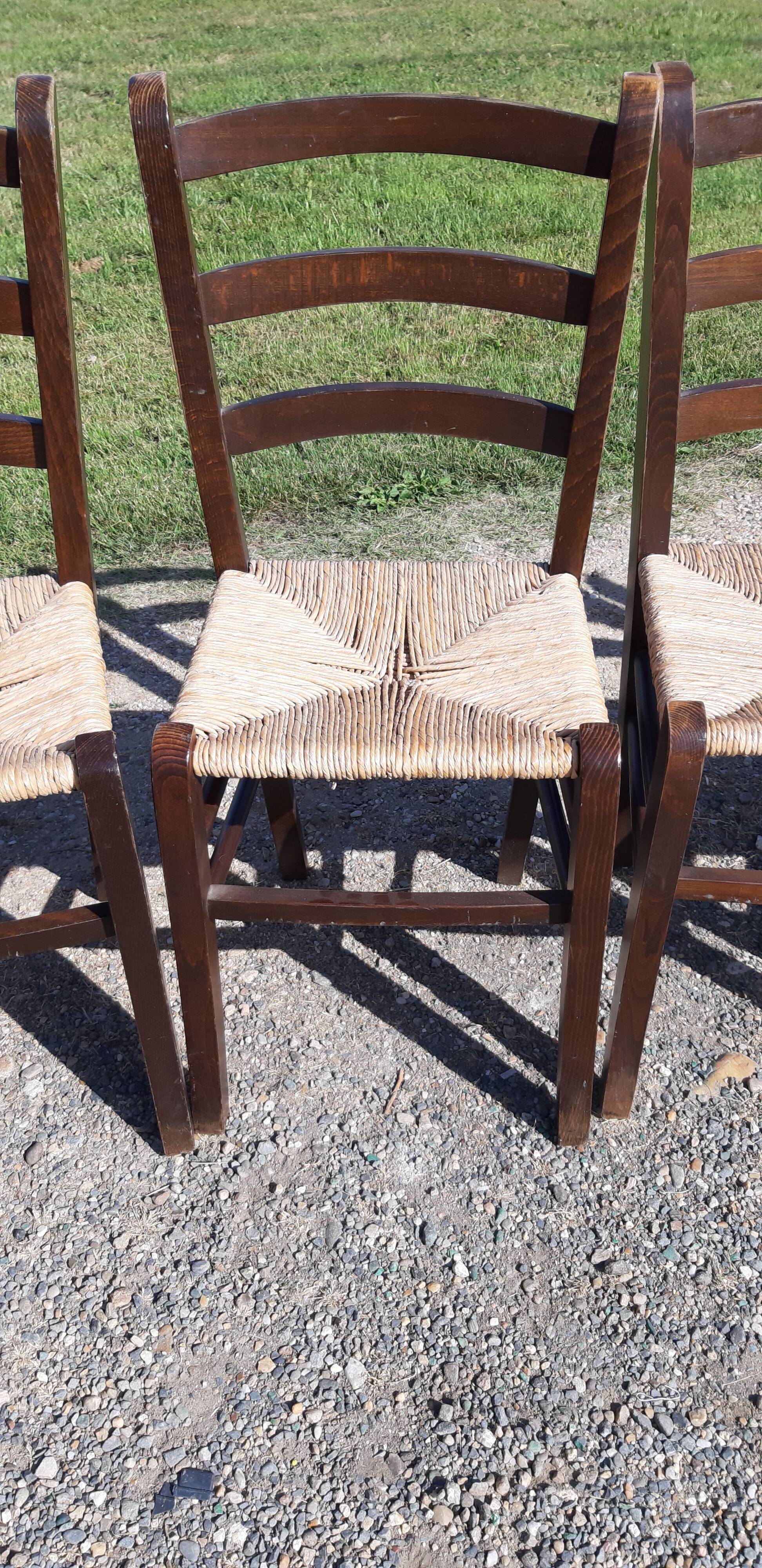 8 chaises paillées anciennes