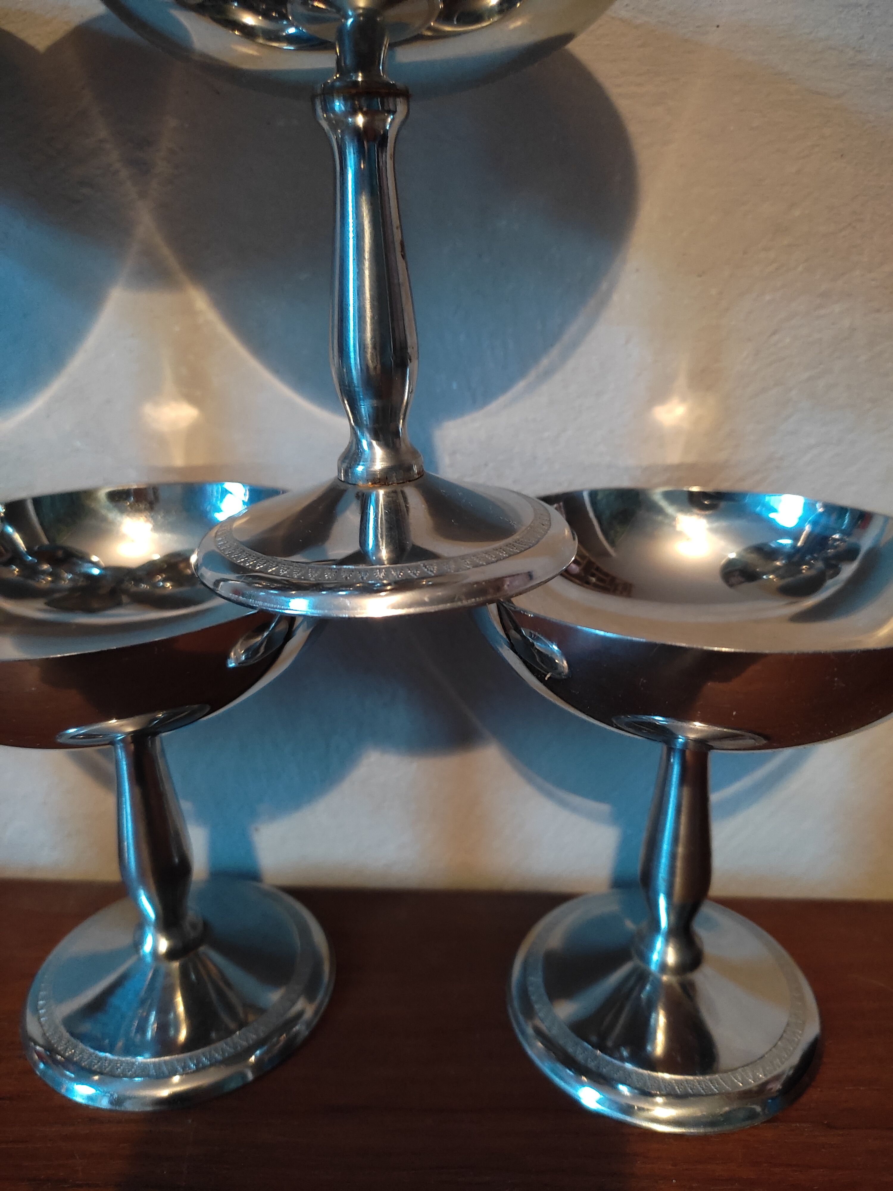 6 stainless steel standing dessert cups