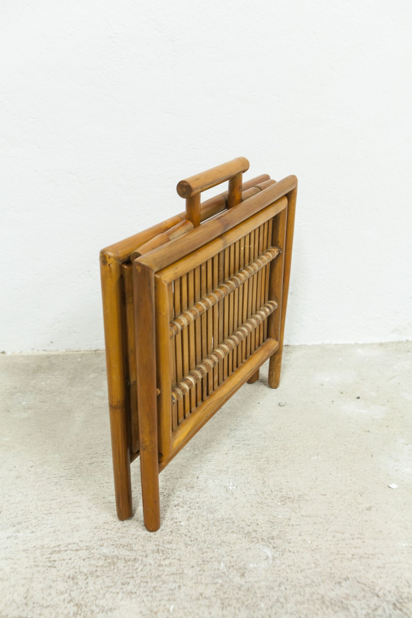 Porte revue en bambou pliable 1960