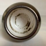 Small round vase, cracked golden ceramic.