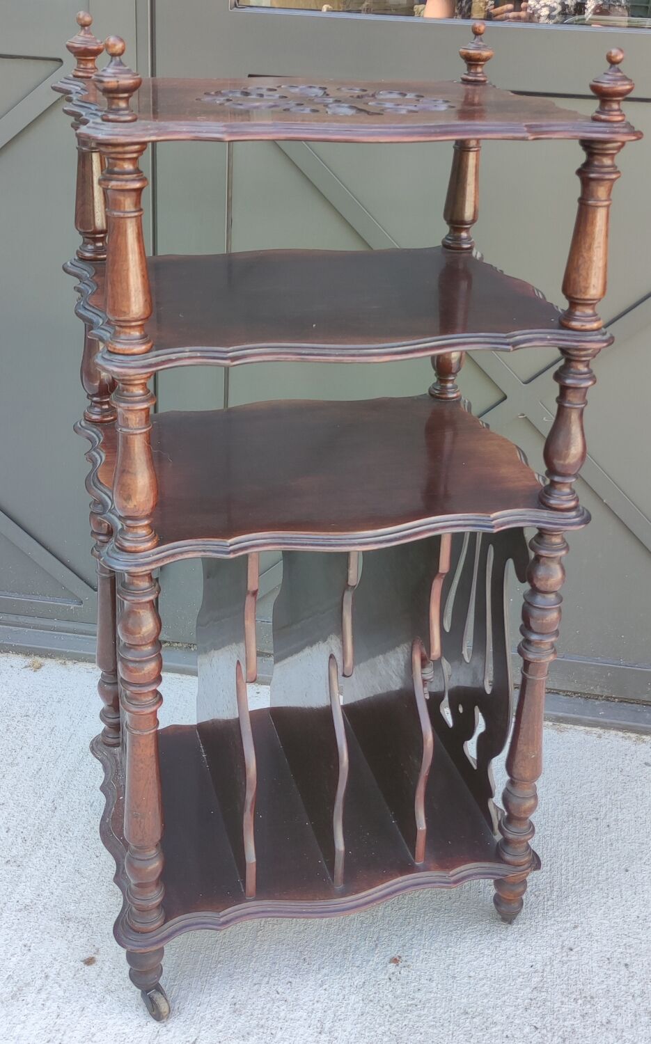 Old sheet shelf cabinet