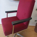 Fauteuil pivotant à cabinet unique des années 1960.
