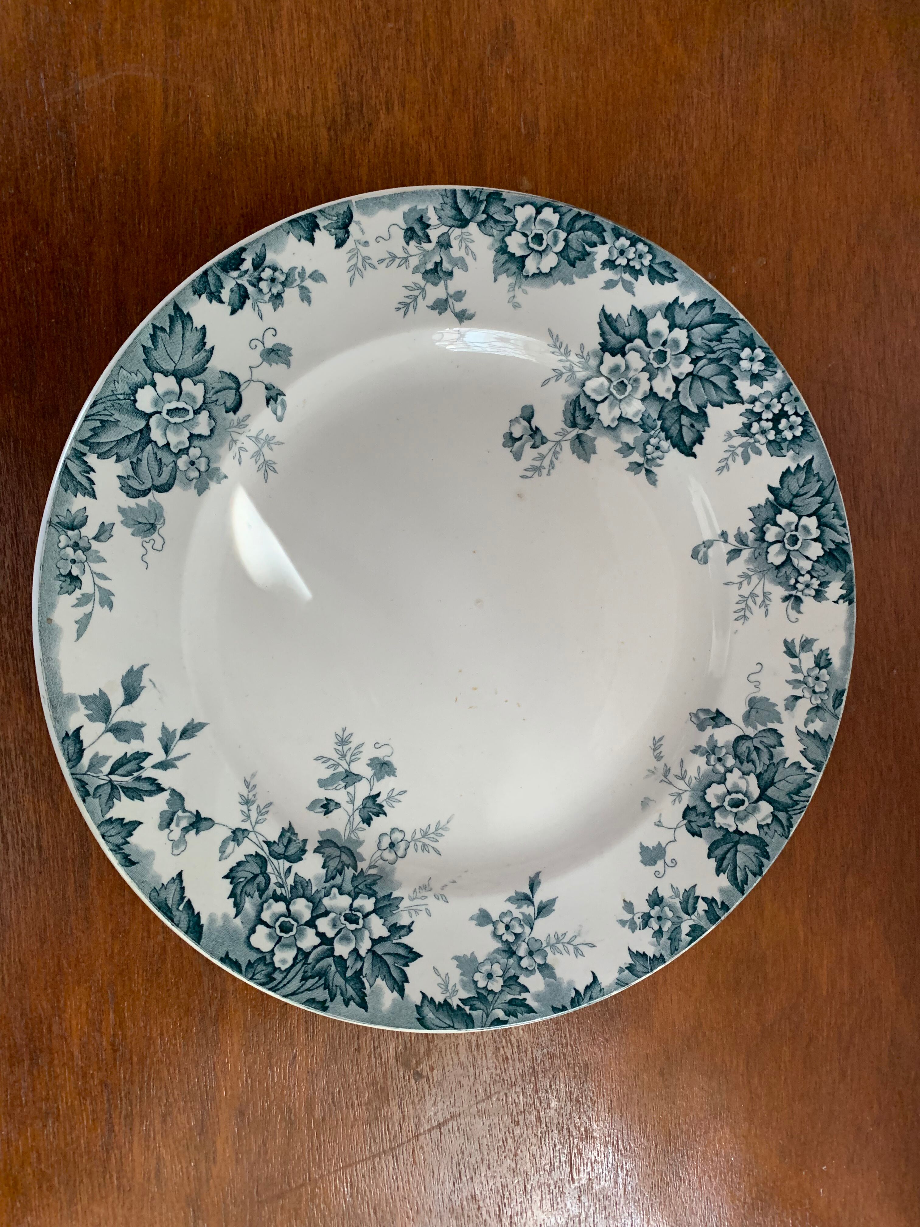 Saint Amand serving dish