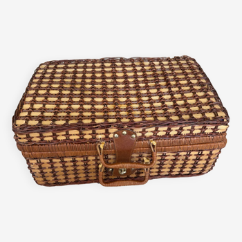 Wicker case