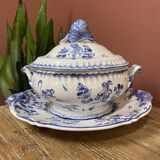 Soup tureen and its presentation dish with blue Moustiers decor