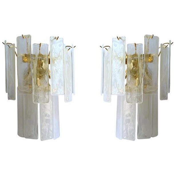 Set of Two Contemporary Venied-White "Alabastro" Listelli Murano Wall Sconces