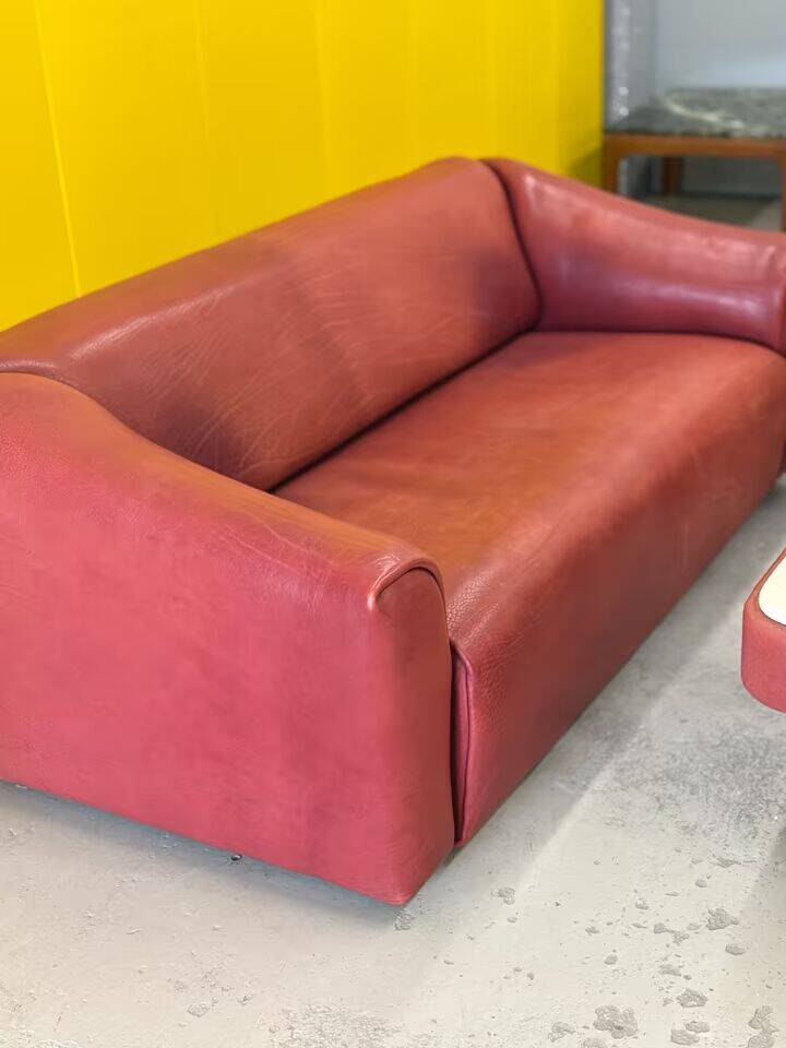 De Sede DS-47 Two-Seater Leather Sofa - Design Classic (Price for One)