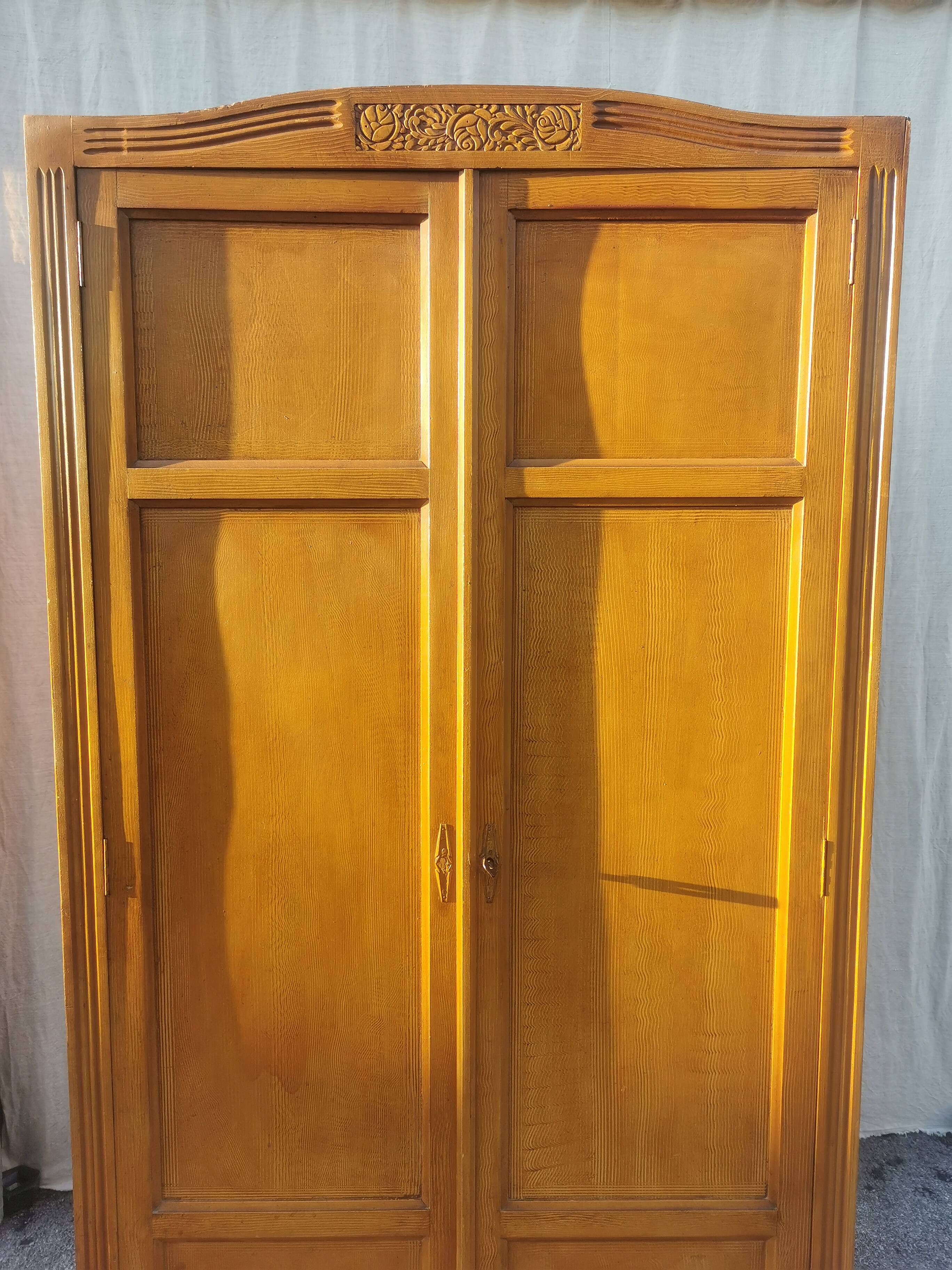 Parisian wardrobe with 2 doors