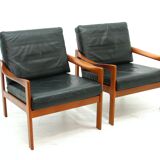 Lounge chairs by Illum Walkelsø for Niels Eilersen, 1960s