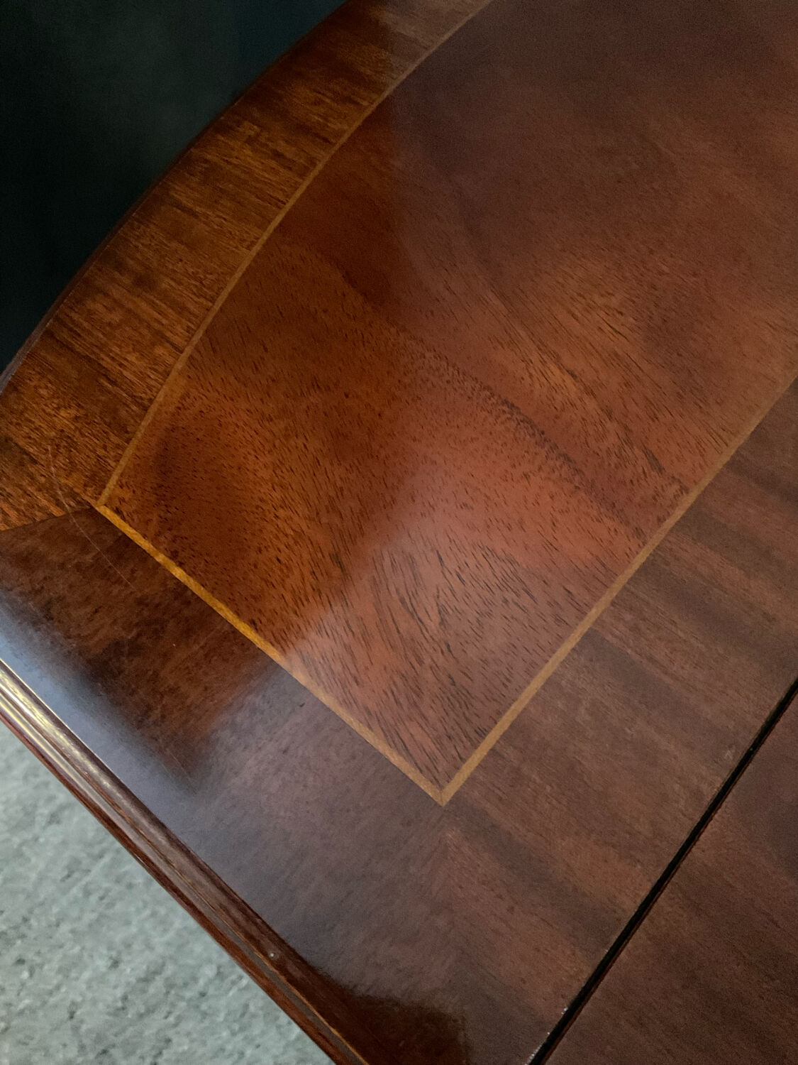 Old English desk Heldense in mahogany