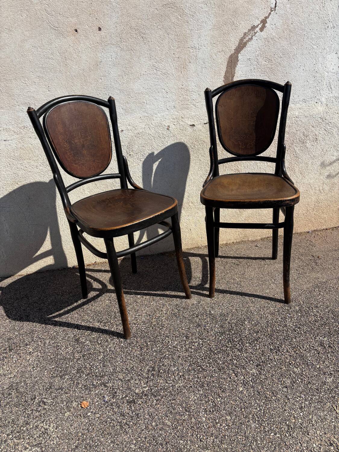 Duo chaises bistrot croix de lorraine