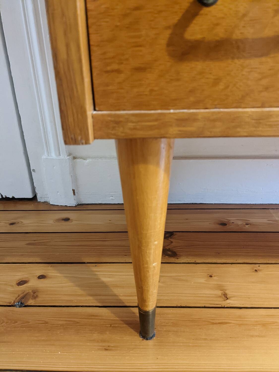 Vintage chest of drawers with spindle legs