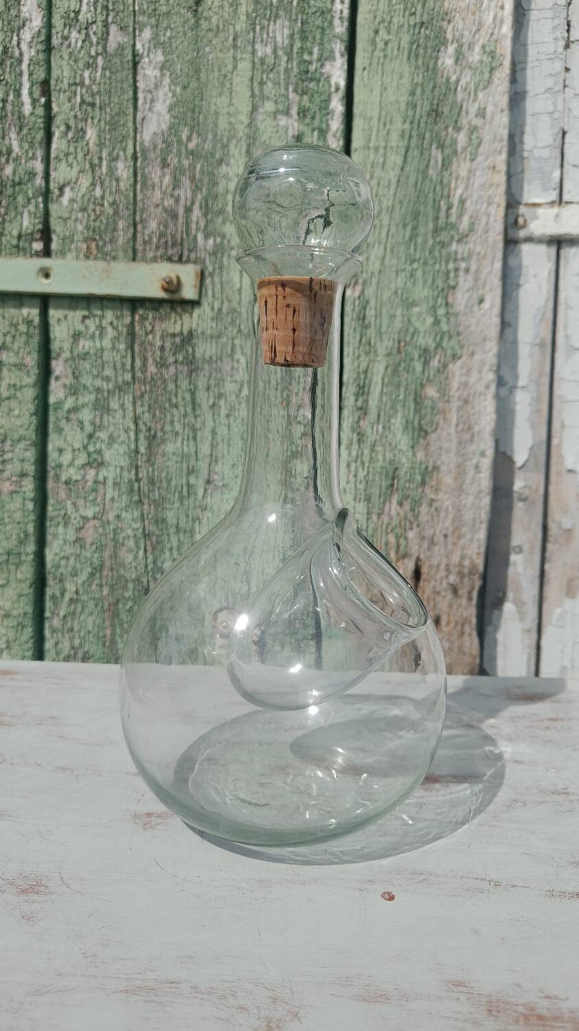 Blown glass carafe / decanter