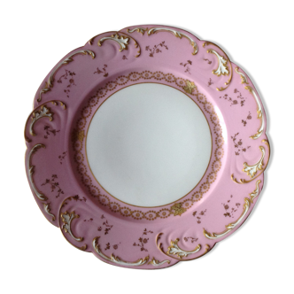 Flat porcelain plate of Limoges of the Haviland Manufacture (19th).