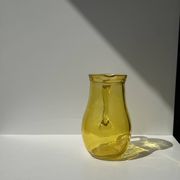 Pichet vintage en verre jaune